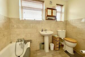 Picture #9 of Property #1111699641 in St Catherines Way, Christchurch BH23 2RD