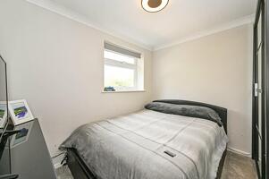 Picture #9 of Property #1117249641 in Deridene Court, Totton, Southampton SO40 8WS