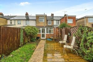 Picture #14 of Property #1118911341 in Downs Park Crescent, Eling, Southampton SO40 9GP