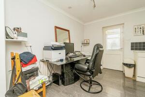 Picture #8 of Property #1118911341 in Downs Park Crescent, Eling, Southampton SO40 9GP