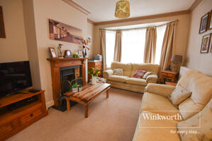 Picture #4 of Property #1119888441 in Seafield Road, Bournemouth BH6 5LJ