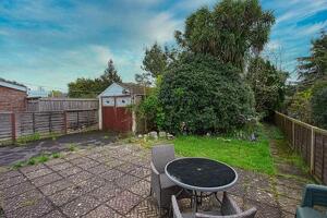 Picture #12 of Property #1120756641 in Ringwood Road, Parkstone, Poole BH12 3JN