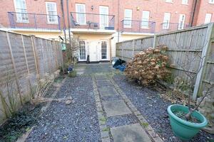 Picture #16 of Property #1120927341 in Quayside Walk SO40 4AA