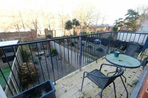 Picture #5 of Property #1120927341 in Quayside Walk SO40 4AA