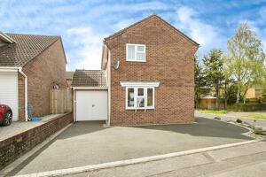 Picture #13 of Property #1122418641 in Twyford Way, Canford Heath, Poole BH17 8BL