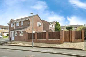 Picture #14 of Property #1122418641 in Twyford Way, Canford Heath, Poole BH17 8BL