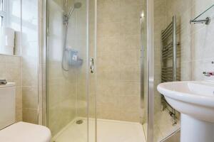 Picture #8 of Property #1122418641 in Twyford Way, Canford Heath, Poole BH17 8BL
