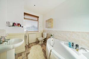 Picture #13 of Property #1127915241 in Fenton Road, Bournemouth BH6 5EY