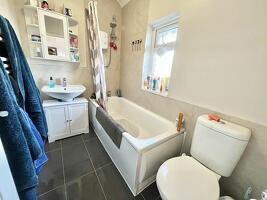 Picture #8 of Property #1128277641 in French Road, Waterloo, Poole BH17 7HB