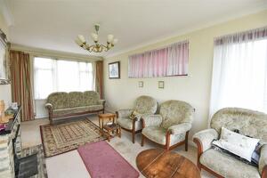 Picture #4 of Property #1130112441 in Merley Ways, Wimborne BH21 1QP