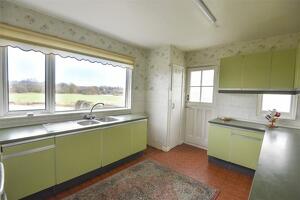 Picture #7 of Property #1130112441 in Merley Ways, Wimborne BH21 1QP