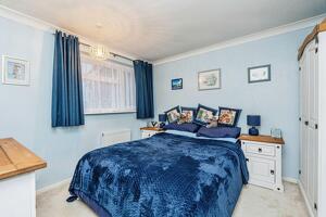 Picture #10 of Property #1134271341 in Benbow Gardens, Calmore, Southampton SO40 2SX