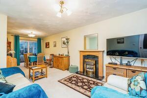 Picture #3 of Property #1134271341 in Benbow Gardens, Calmore, Southampton SO40 2SX