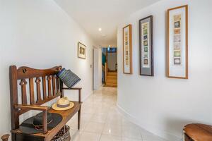 Picture #8 of Property #1135715931 in Anthonys Avenue, Lilliput BH14 8JJ