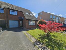 Picture #13 of Property #1136541741 in Preston Road, Oakdale , Poole BH15 3BL