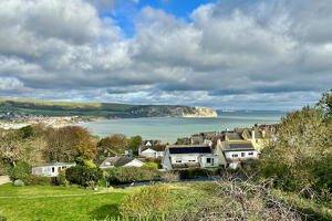 Picture #2 of Property #1137470241 in Bon Accord Road, Swanage BH19 2DN