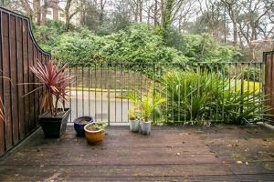 Picture #13 of Property #1137956541 in The Topiary, Lower Parkstone, Poole BH14 0QU