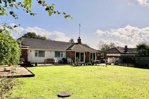 Picture #7 of Property #1139692041 in Bushmead Drive, Ashley Heath BH24 2HT