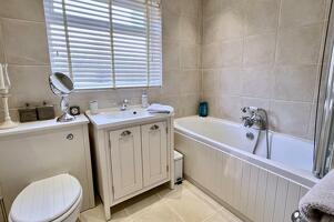 Picture #16 of Property #1140935541 in Craigside Road, St Leonards BH24 2QX