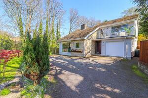 Picture #0 of Property #1140950331 in Hinton Wood Avenue. Highcliffe. BH23 5AB