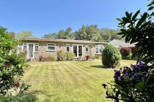 Picture #1 of Property #1141336131 in Heath Road, St Leonards, Ringwood BH24 2PZ