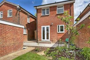 Picture #14 of Property #1150756641 in The Mount, Ringwood BH24 1XX