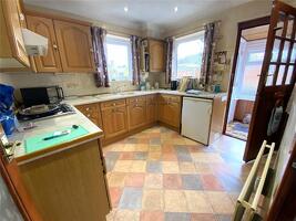 Picture #3 of Property #1152016641 in Brook Close, Kinson, Bournemouth BH10 5JP