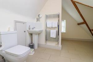 Picture #8 of Property #115379368 in Quay Road, Christchurch BH23 1BU