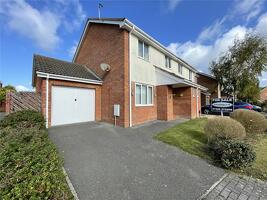 Picture #11 of Property #1154687541 in Mallow Close, Highcliffe on Sea, Christchurch BH23 4UL