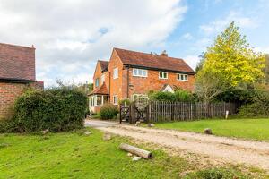 Picture #32 of Property #1156129041 in London Minstead, Minstead, New Forest SO43 7FT