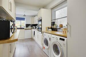 Picture #15 of Property #1164745641 in Wheaton Road, Bournemouth BH7 6LL