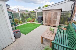 Picture #9 of Property #1166640831 in Merley Ways, Wimborne BH21 1QW