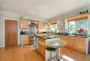 Picture #9 of Property #1167689541 in Gardens Road, Lilliput, Poole BH14 8JF