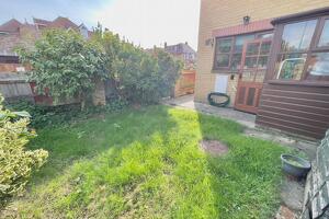 Picture #11 of Property #1167863721 in Seaward Road, Swanage BH19 1LP