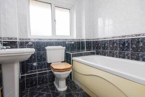 Picture #8 of Property #1168054641 in West Totton SO40 8TW