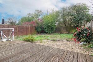 Picture #9 of Property #1168054641 in West Totton SO40 8TW
