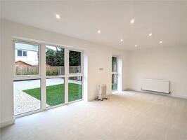 Picture #2 of Property #1168974441 in St Clements Road, Parkstone, Poole BH15 3PD