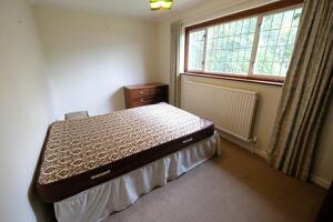 Picture #16 of Property #1170180441 in Eling Hill SO40 9HF