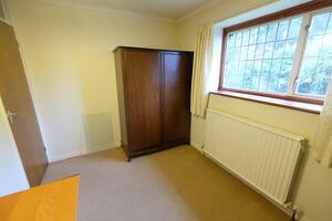 Picture #18 of Property #1170180441 in Eling Hill SO40 9HF