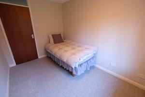 Picture #19 of Property #1170180441 in Eling Hill SO40 9HF