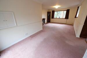 Picture #3 of Property #1170180441 in Eling Hill SO40 9HF