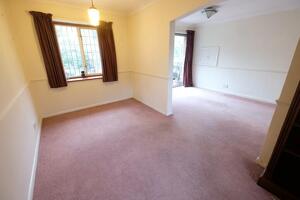 Picture #5 of Property #1170180441 in Eling Hill SO40 9HF