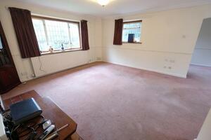 Picture #6 of Property #1170180441 in Eling Hill SO40 9HF