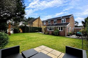 Picture #2 of Property #1170745041 in Ivy Close, St Leonards BH24 2QZ
