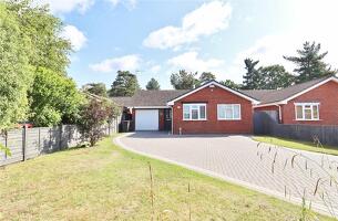 Picture #0 of Property #117267268 in Barberry Way, Verwood BH31 6XY