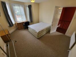 Picture #12 of Property #1173075141 in Moorfield Grove, Bournemouth BH9 2BB