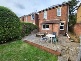 Picture #13 of Property #1173075141 in Moorfield Grove, Bournemouth BH9 2BB