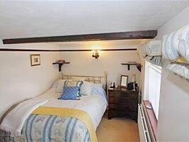 Picture #7 of Property #1174360341 in Stanpit Christchurch BH23 3LX