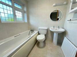 Picture #13 of Property #1175362641 in Home Farm Way, Verwood BH31 6YE