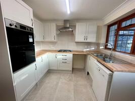 Picture #5 of Property #1175362641 in Home Farm Way, Verwood BH31 6YE